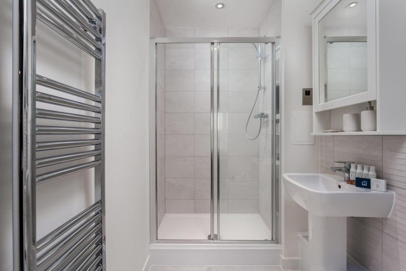 Classy Cricklewood Home Londra Esterno foto